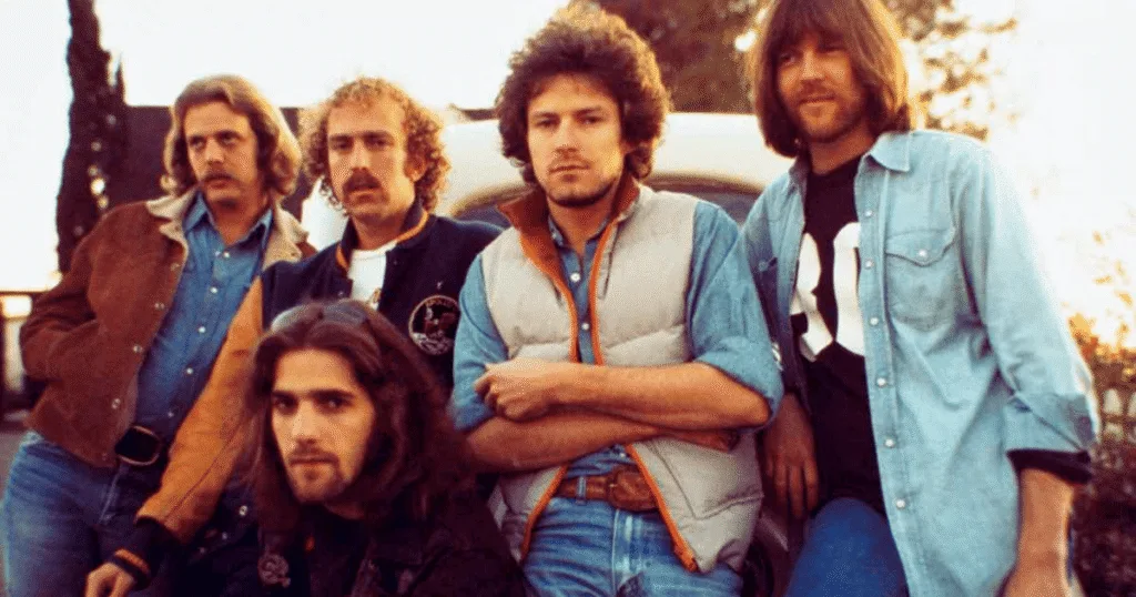 Banda de rock Eagles na radio que toca Música Boa.