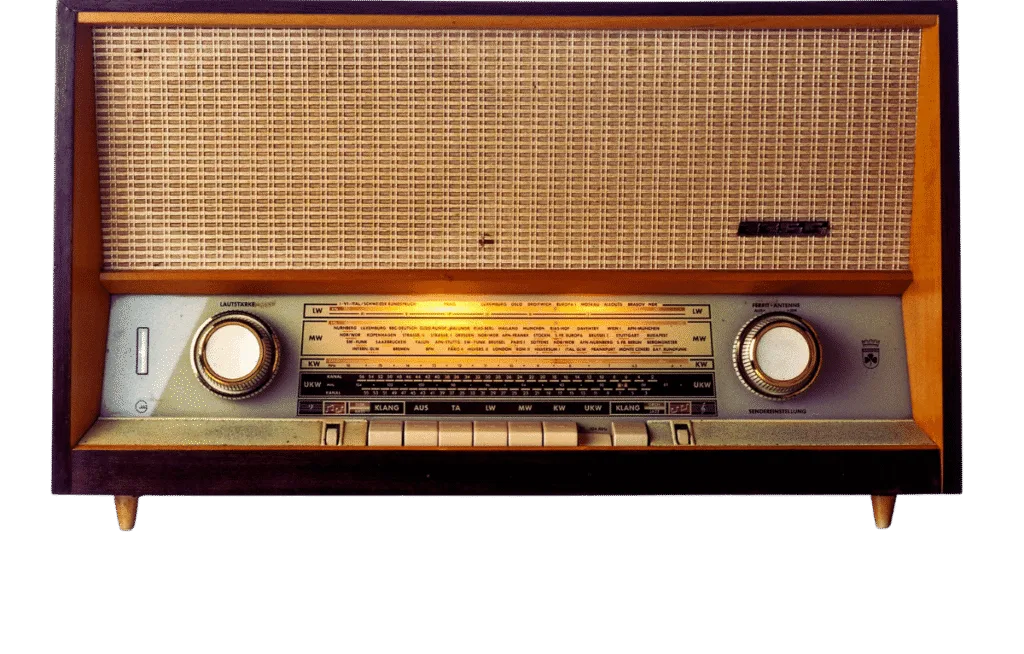 Aparelho de radio valvulado