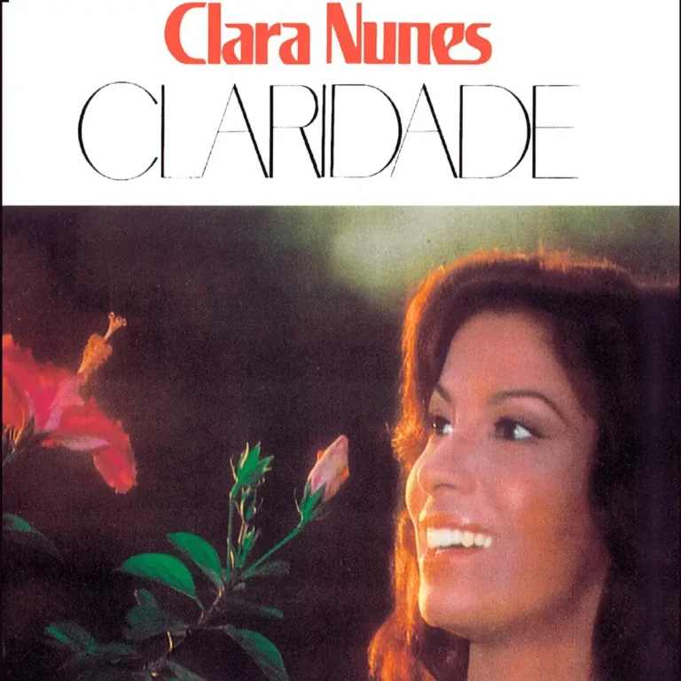Disco de vinil, Clara Nunes, Claridade. Álbum de 1975. O vinil faz parte dos Clássicos da MPB.