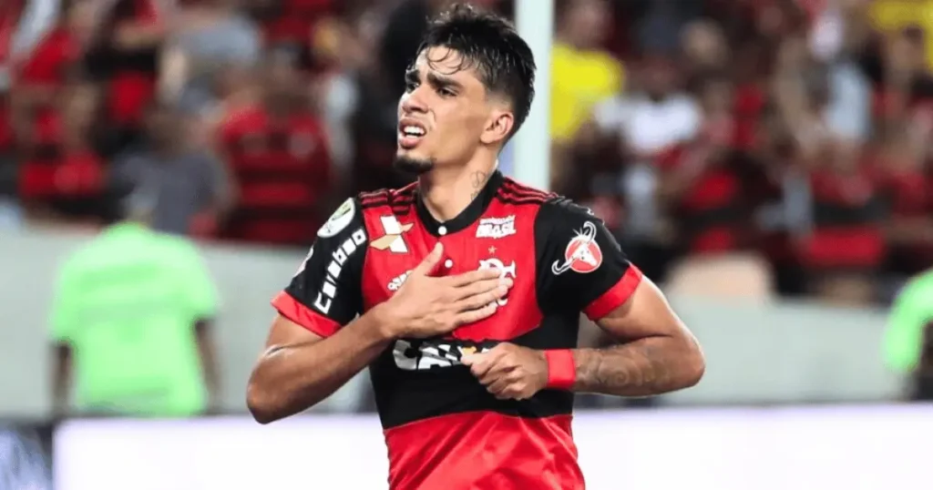 Lucas Paquetá, do time de base do Flamengo para o mundo.