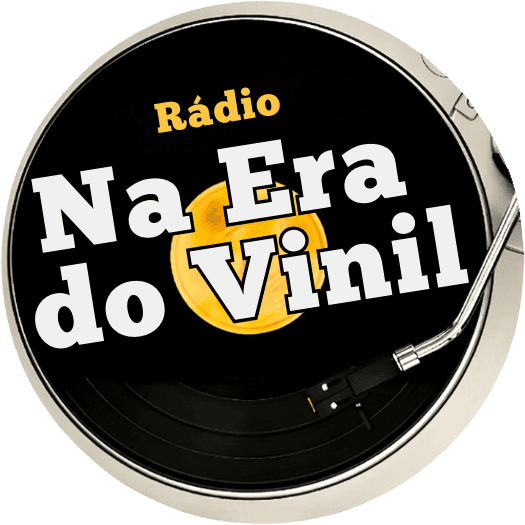 Logo da rádio Na Era do Vinil, que é um disco de vinil com o braço e agulha sobre o disco.