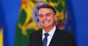PGR arquiva processo e define que não existe culpabilidade para Bolsonaro no caso das joias